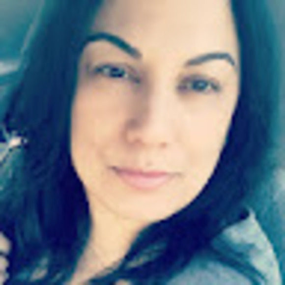 Meet your Posher, Jessica - Picture 1 of 1